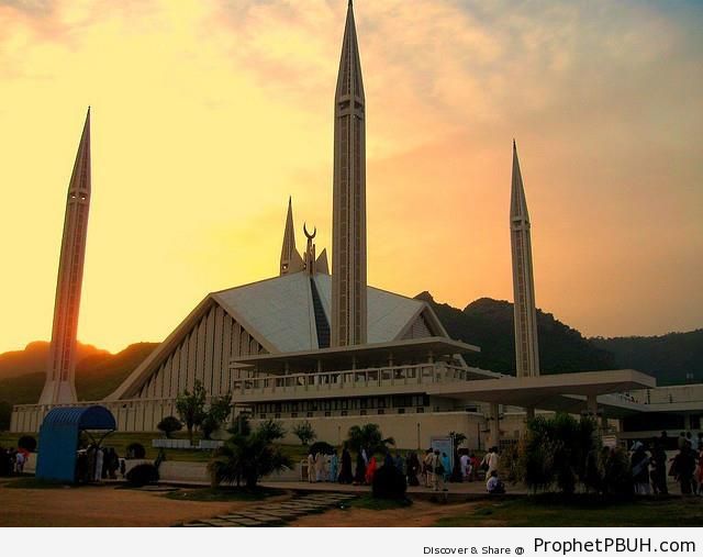Pakistan-s Largest Mosque at Sunset - Faisal Mosque in Islamabad, Pakistan